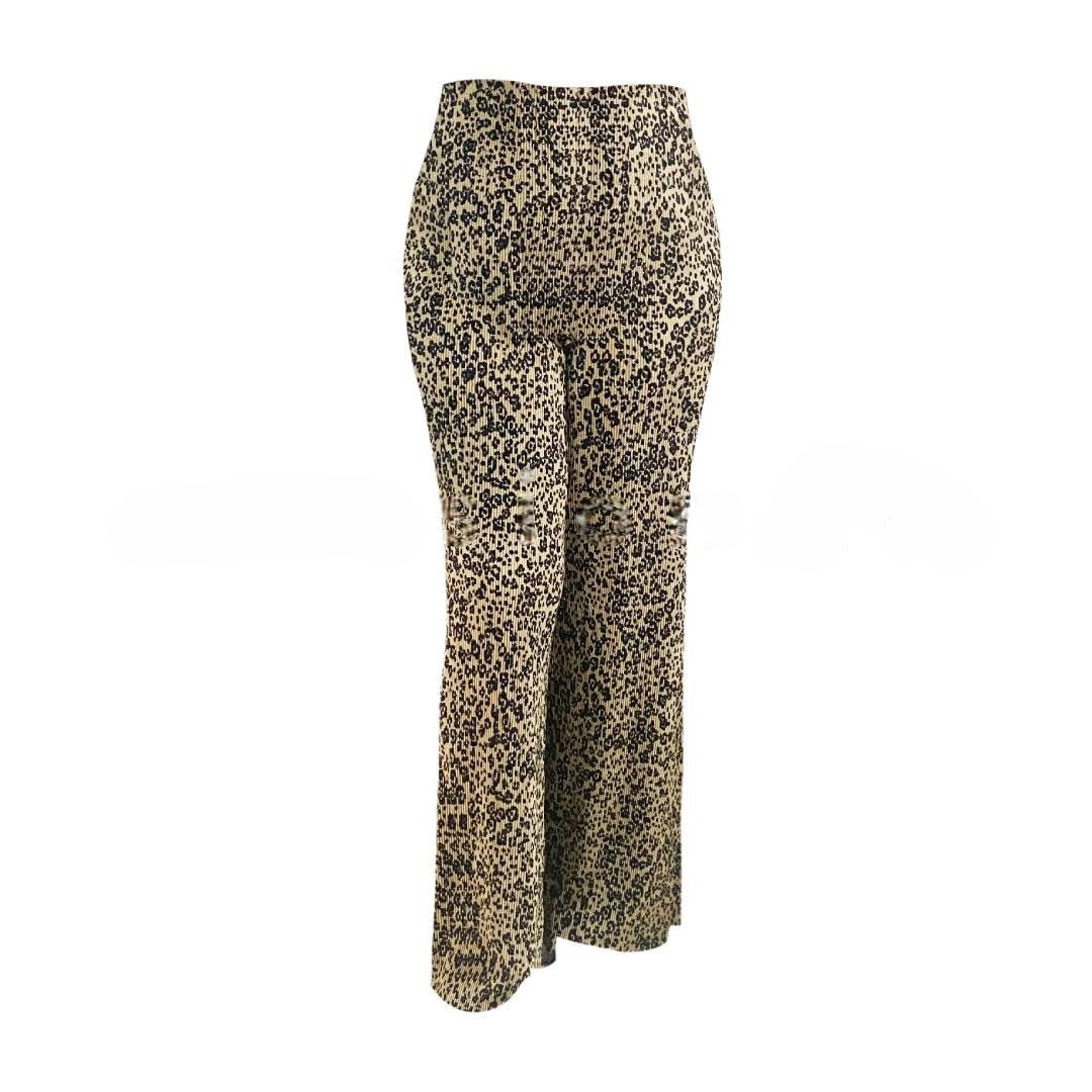 Printed Pleated Relaxed Pant – Animal