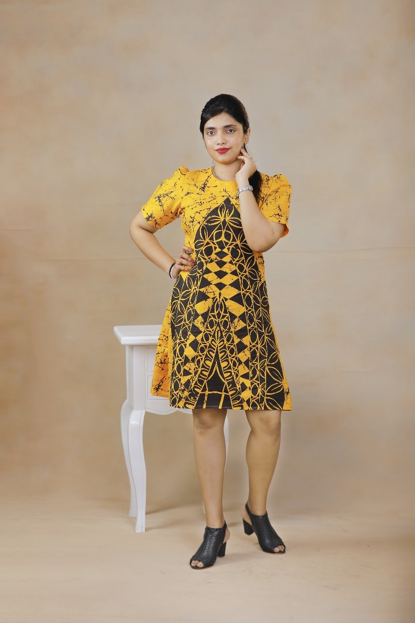 Yellow And Black Colure Short Sleeve Frock