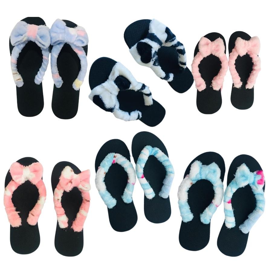 Round Slippers for Girls with Nice Designs made from Velboa Fur Fabric, Black Rubber Slipper