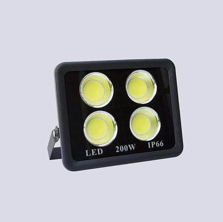 LED Flash light with 6 month warranty
