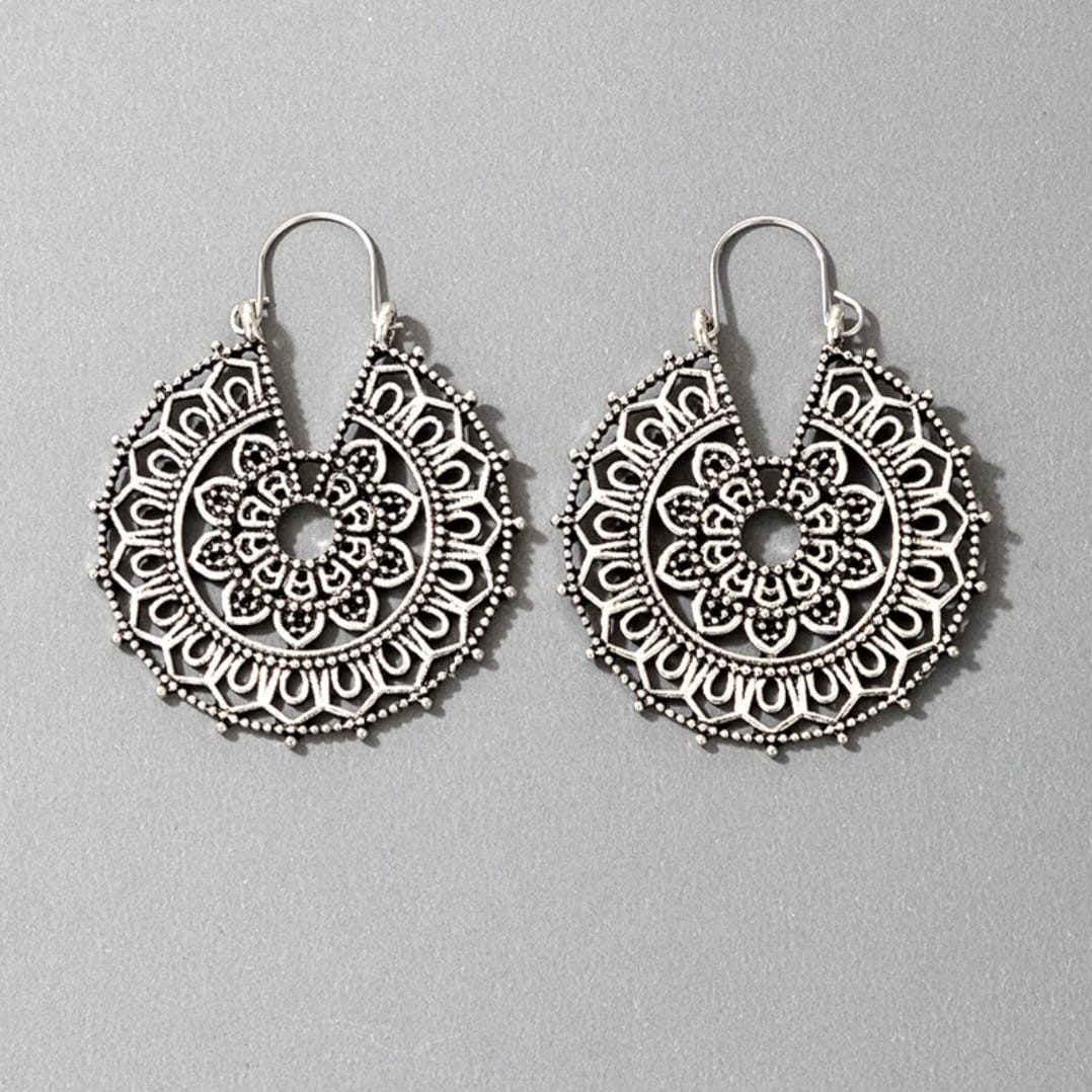 White Colure  Bohemian style metal dangle earrings