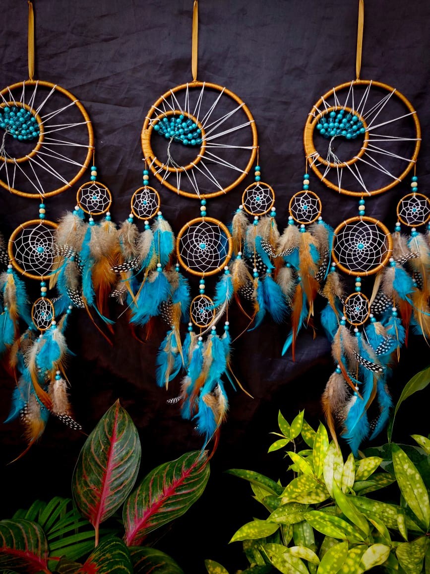 pearle with chrocet blue colure Dream Catchers
