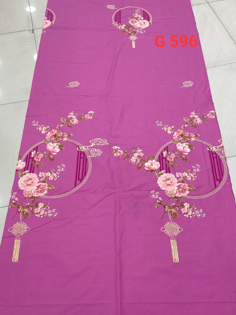 bedsheet with 2 pillow covers