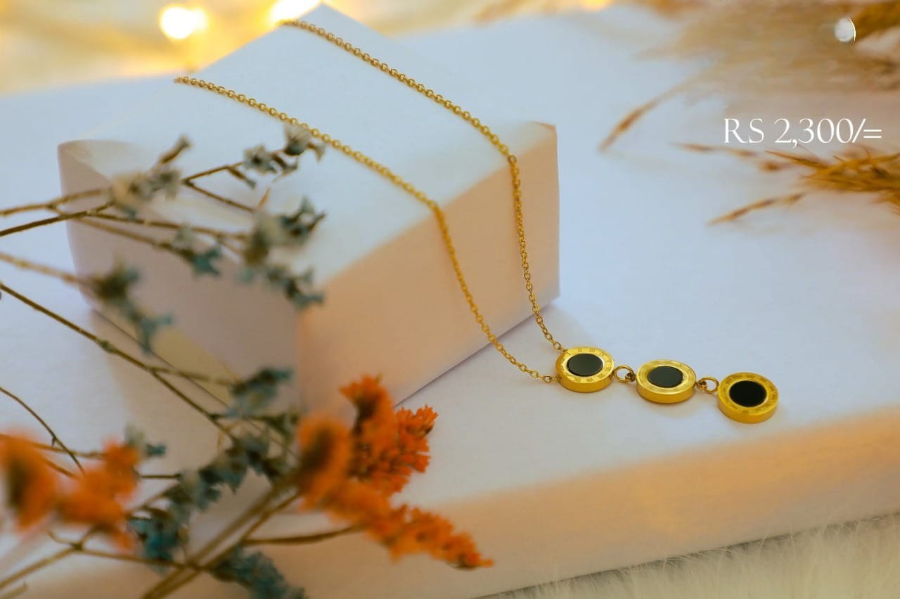 Gold Plated unique neckless for women