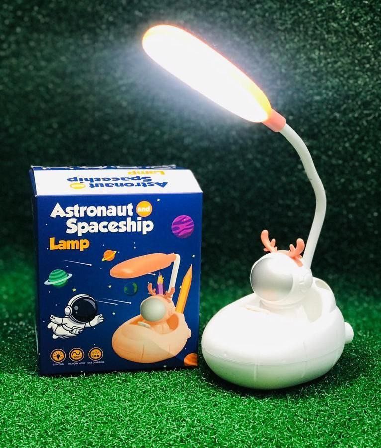 Astronaut Spaceship Table Lamp