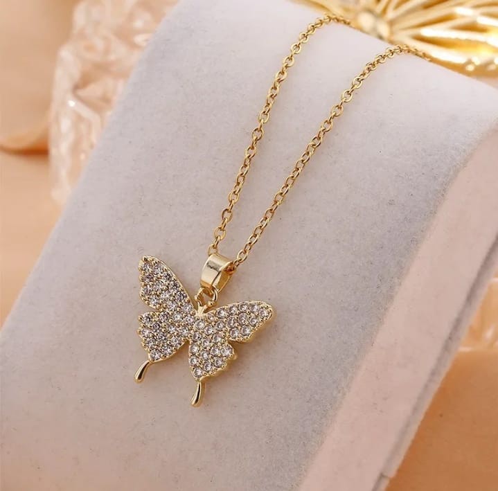 Fashion Golden Pendant Butterfly Necklace for Women neck chain